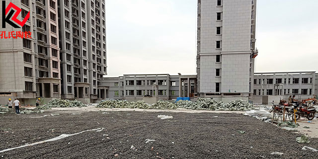 江蘇徐州銅山區(qū)新建小區(qū)車庫(kù)頂板回填陶粒